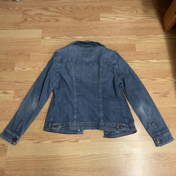 Guess Jean Jacket Size XL  Youth - Picture 3 of 3
